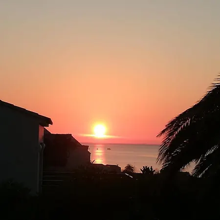 Villa Abbracciu Climatisée Avec Piscine Chauffée Et Vue *