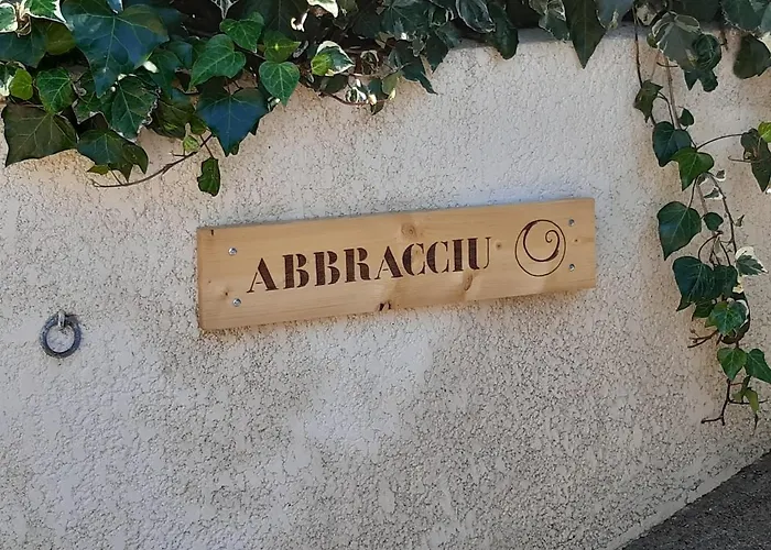 Villa Abbracciu Climatisee Avec Piscine Chauffee Et Vue Pietrosella