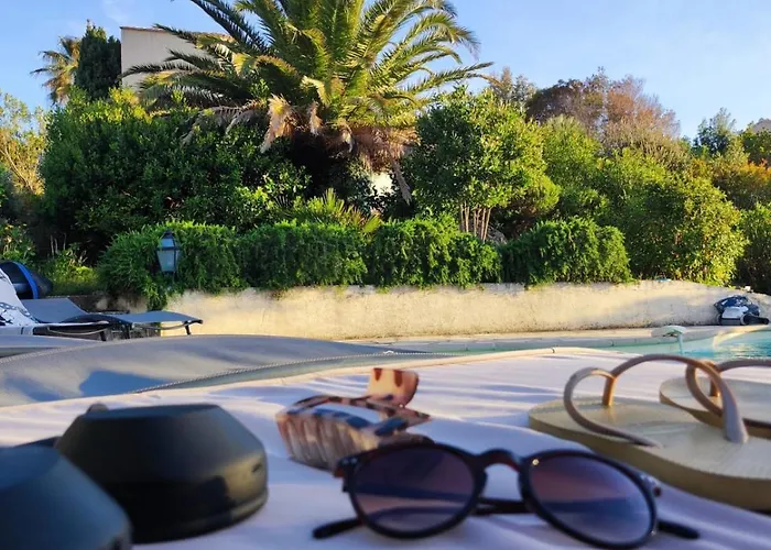 Abbracciu Climatisee Avec Piscine Chauffee Et Vue *